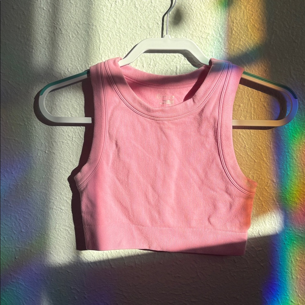 Aerie Pink fitted sports crop top